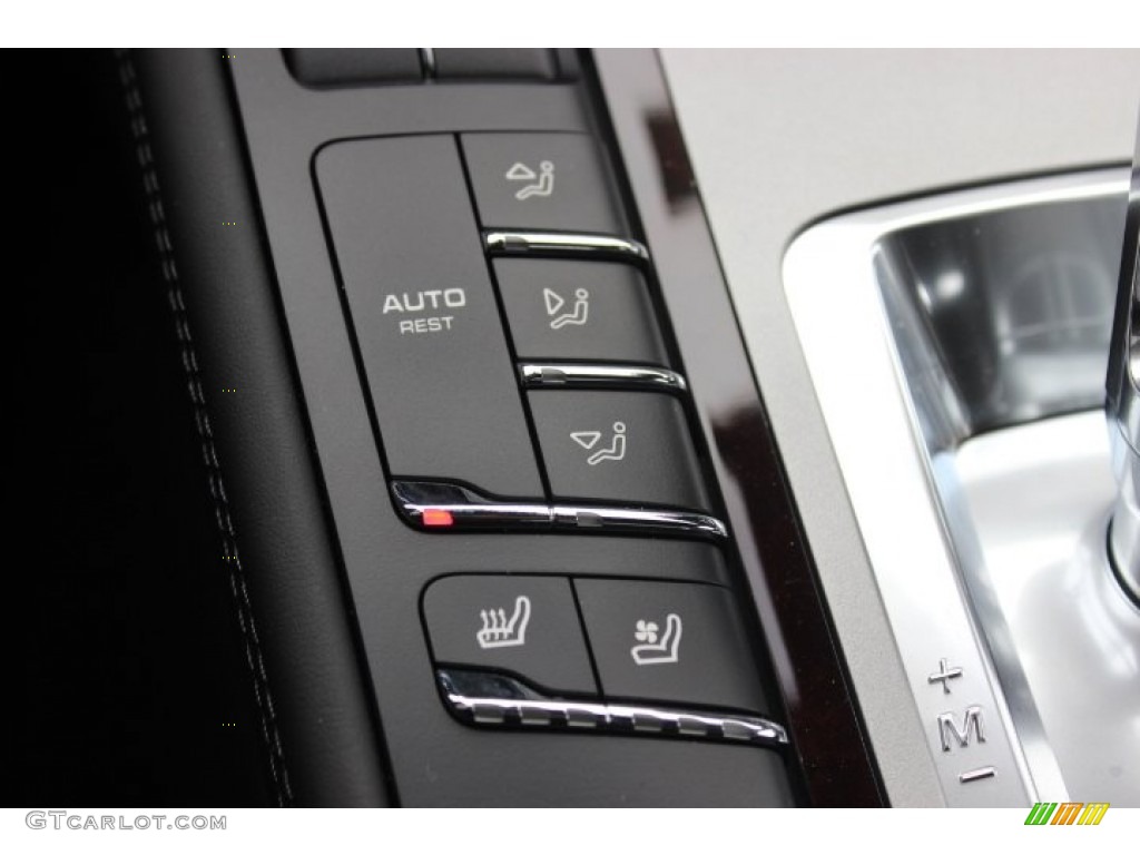 2014 Porsche Panamera Turbo Executive Controls Photo #88757761