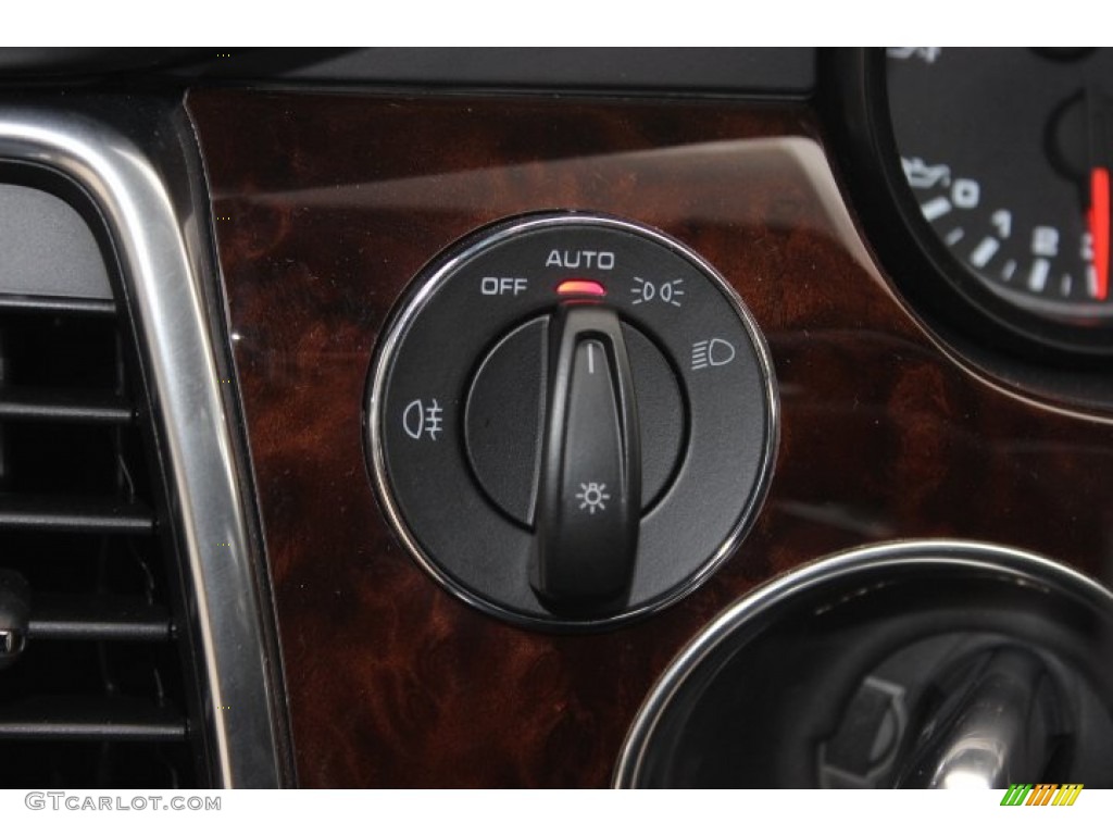 2014 Porsche Panamera Turbo Executive Controls Photo #88757874