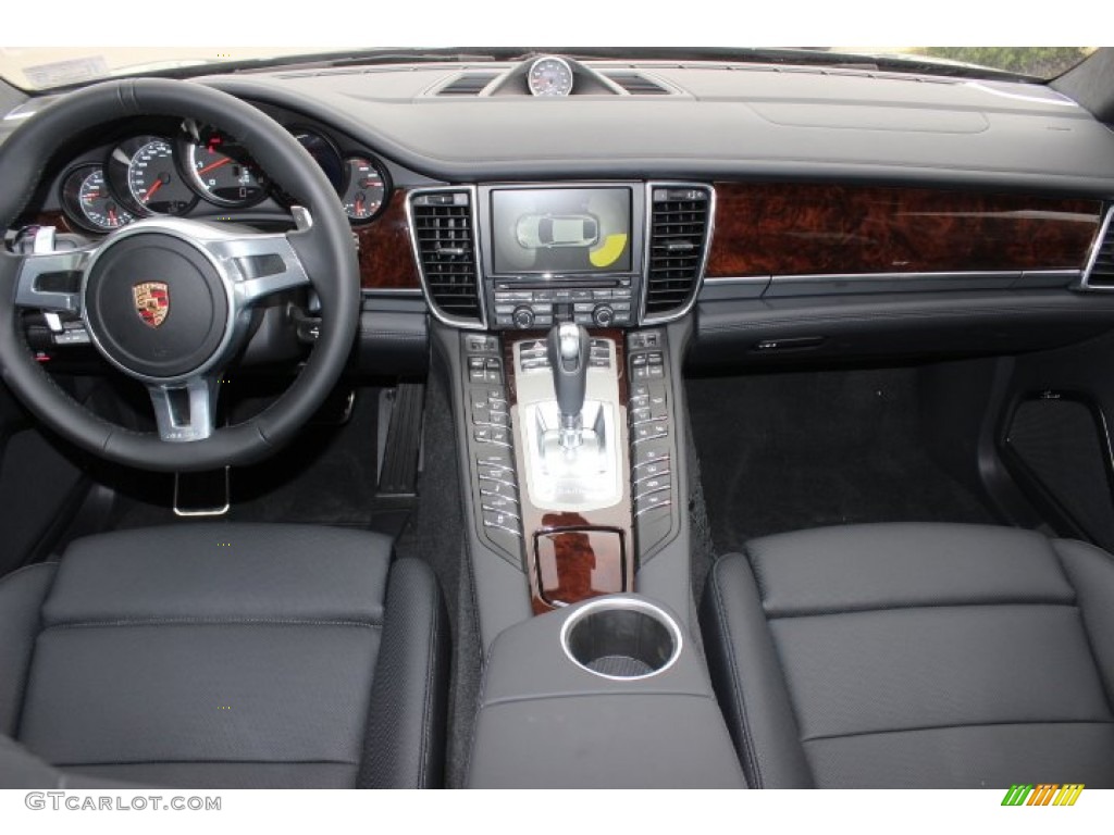 2014 Porsche Panamera Turbo Executive Black Dashboard Photo #88758023