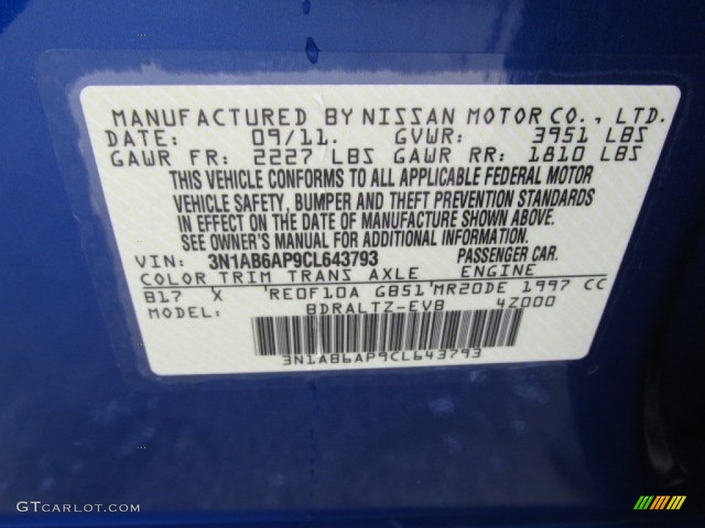 2012 Sentra 2.0 SR Special Edition - Metallic Blue / Charcoal photo #19