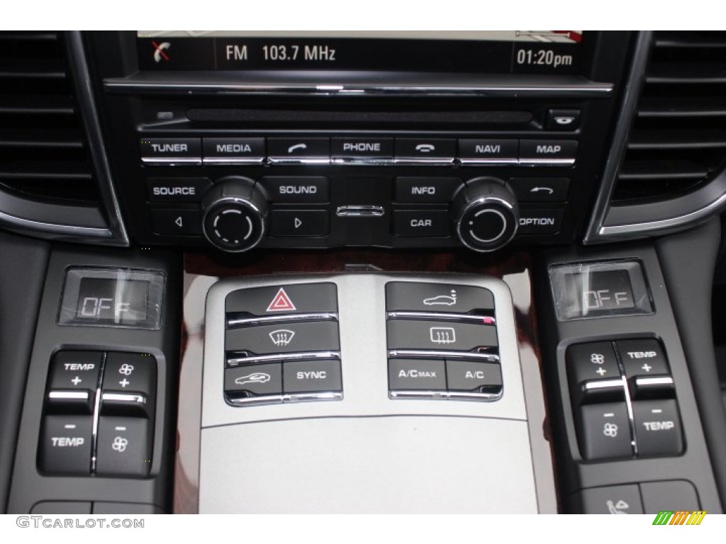 2014 Porsche Panamera Turbo Controls Photo #88758648