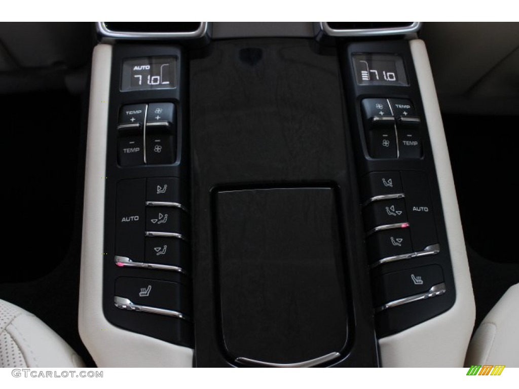 2014 Porsche Panamera Turbo Controls Photo #88759705