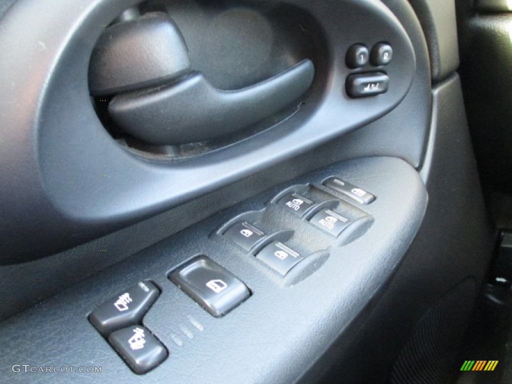 2009 Chevrolet TrailBlazer SS AWD Controls Photo #88760019