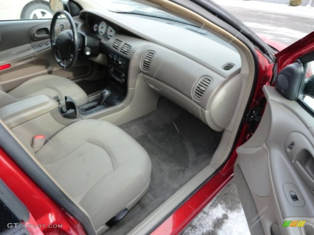 2002 Intrepid SXT - Inferno Red Tinted Pearlcoat / Taupe photo #9