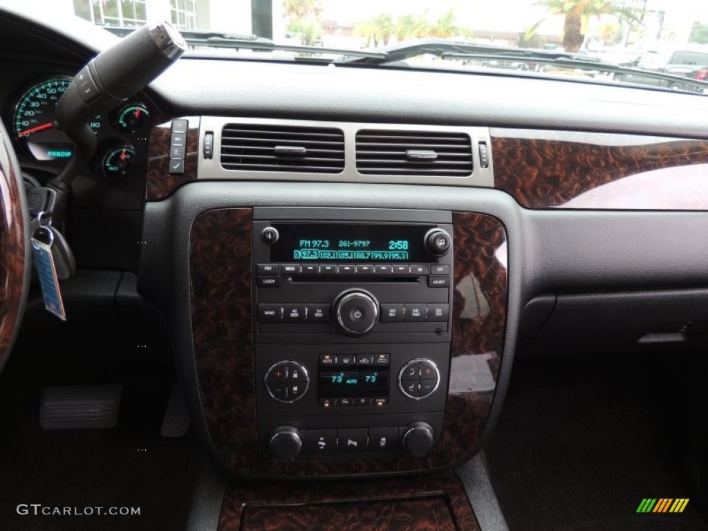 2012 GMC Sierra 1500 Denali Crew Cab Controls Photo #88763274