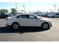 2012 White Suede Ford Taurus SEL  photo #4