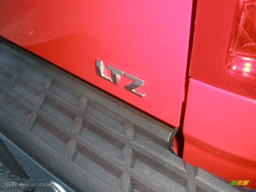 2011 Silverado 1500 LTZ Crew Cab 4x4 - Victory Red / Dark Cashmere/Light Cashmere photo #17