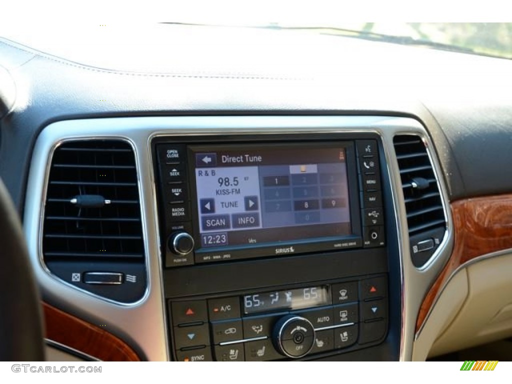 2011 Grand Cherokee Overland 4x4 - Stone White / Dark Frost Beige/Light Frost Beige photo #27