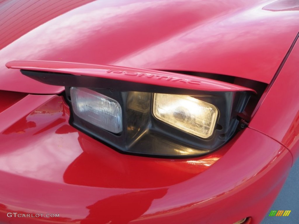 2002 Firebird Coupe - Bright Red / Ebony Black photo #8