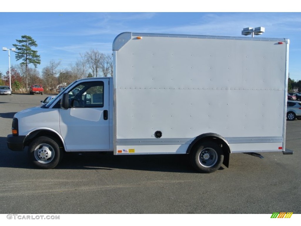 2014 Express Cutaway 3500 Moving Van - Summit White / Medium Pewter photo #3