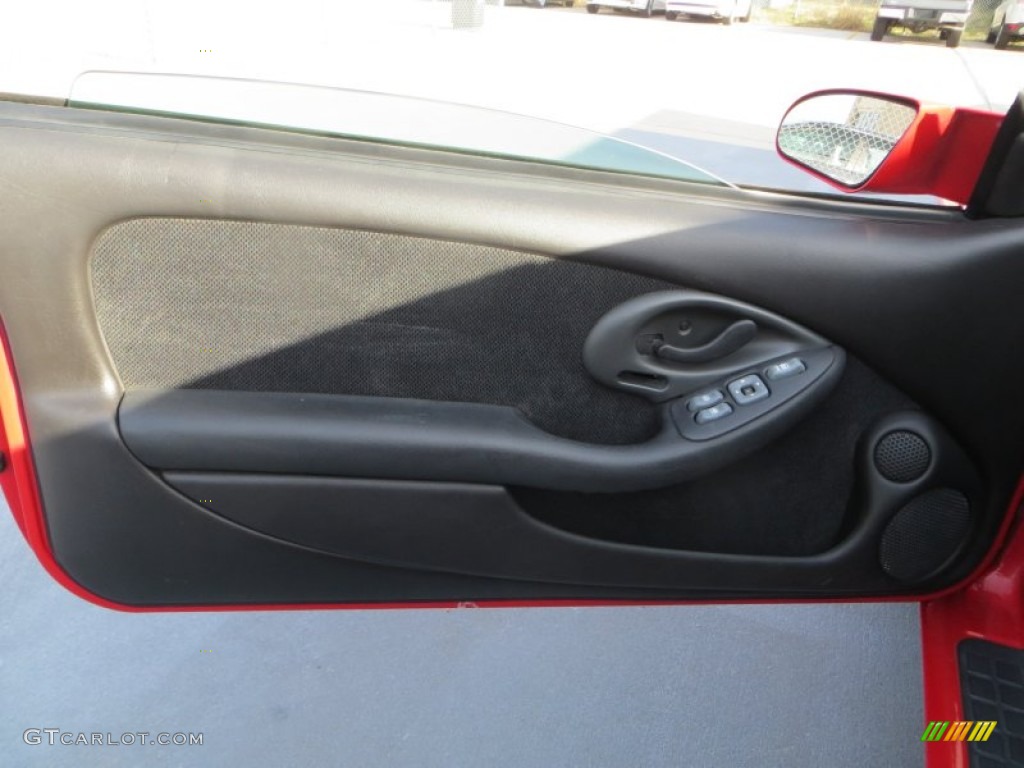 2002 Firebird Coupe - Bright Red / Ebony Black photo #24