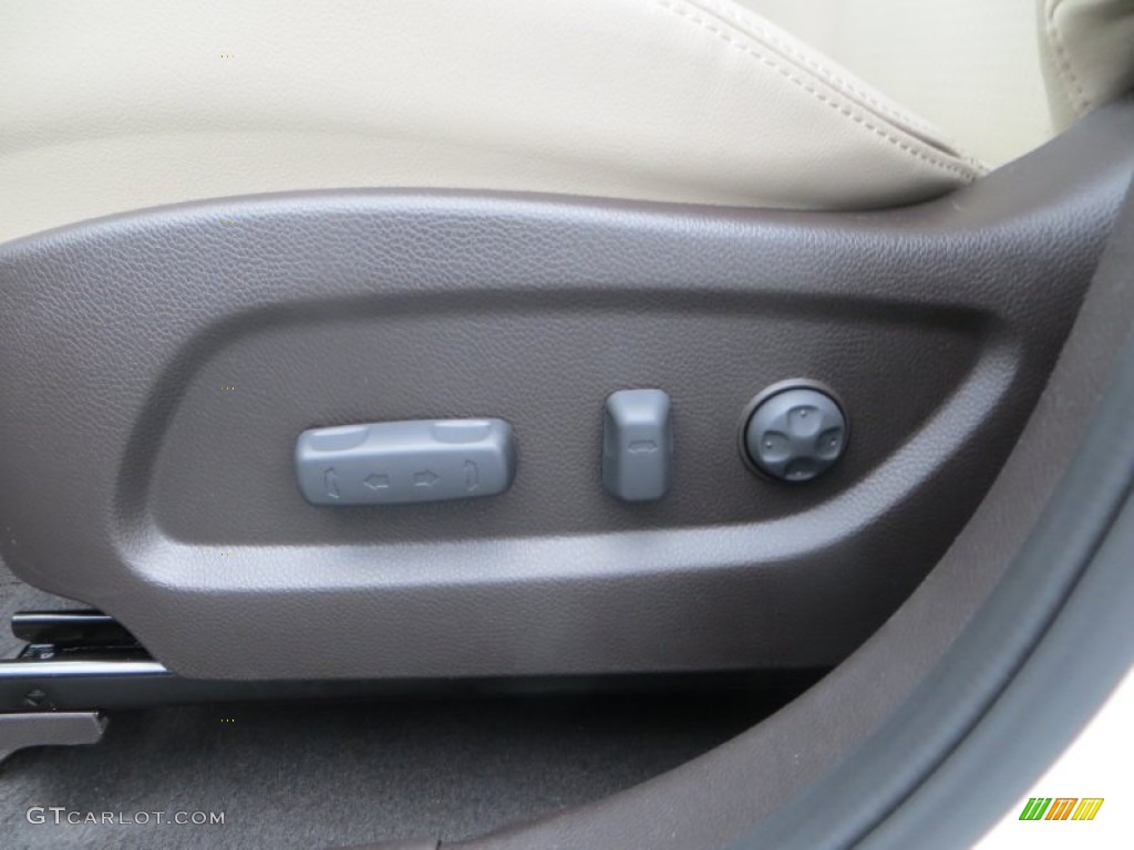 2014 Hyundai Santa Fe GLS Controls Photo #88773057