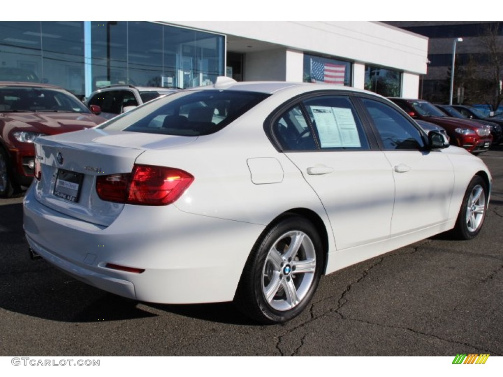 2013 3 Series 328i xDrive Sedan - Alpine White / Black photo #3