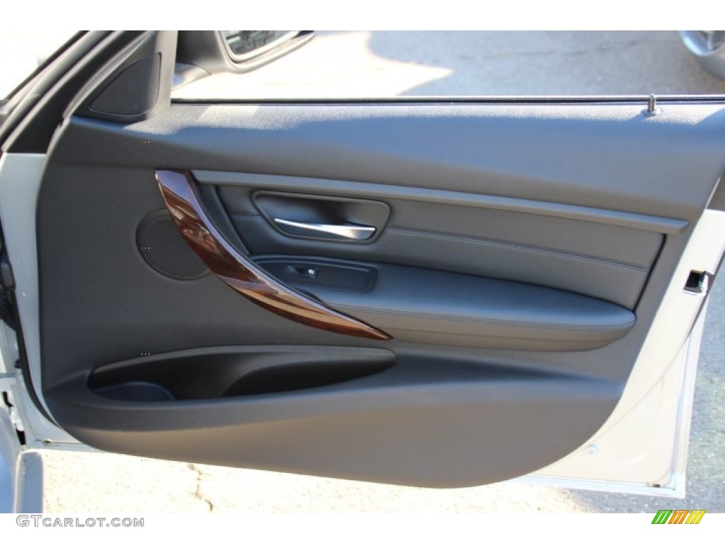 2013 3 Series 328i xDrive Sedan - Glacier Silver Metallic / Black photo #25