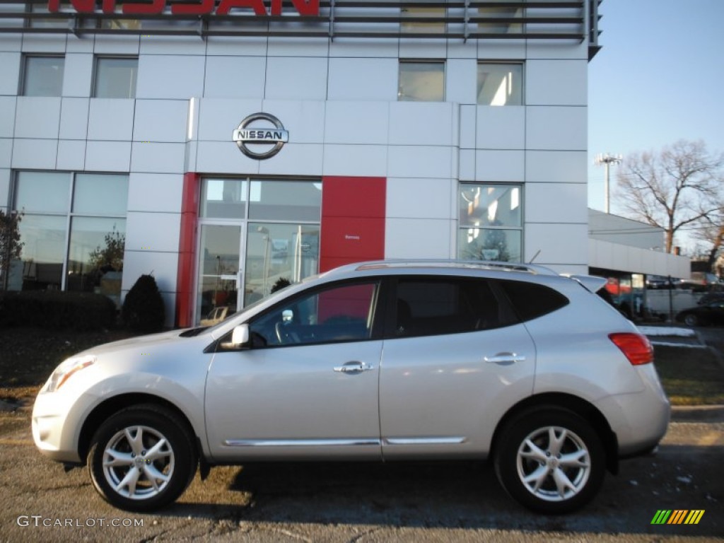 2011 Rogue SV AWD - Silver Ice Metallic / Black photo #3