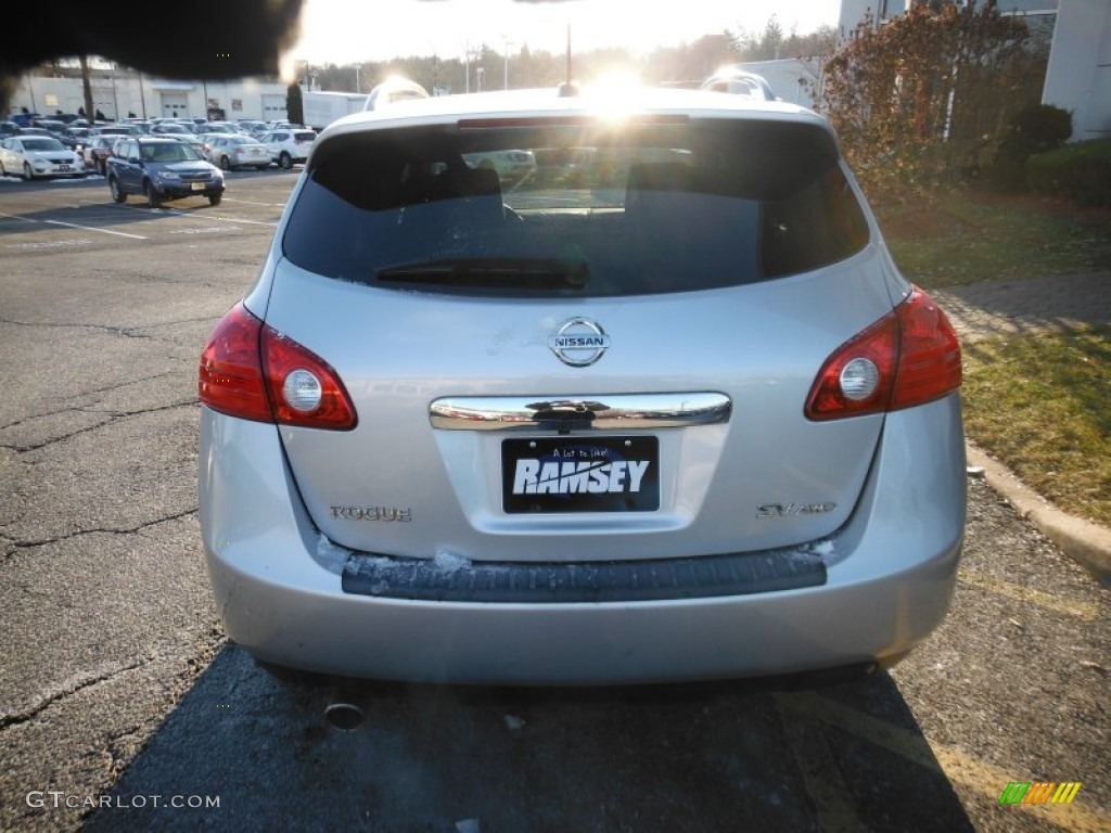 2011 Rogue SV AWD - Silver Ice Metallic / Black photo #5