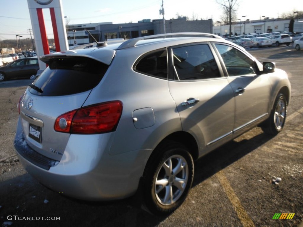 2011 Rogue SV AWD - Silver Ice Metallic / Black photo #8