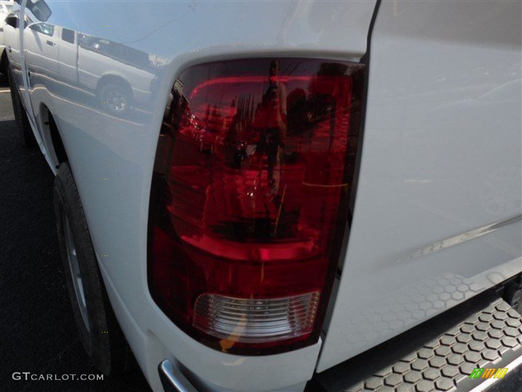 2011 Ram 1500 ST Regular Cab - Bright White / Dark Slate Gray/Medium Graystone photo #10