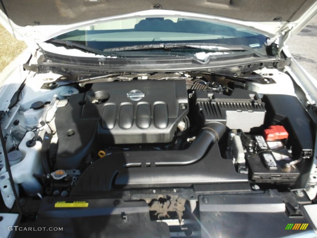 2009 Altima 2.5 S - Winter Frost Pearl / Blond photo #11