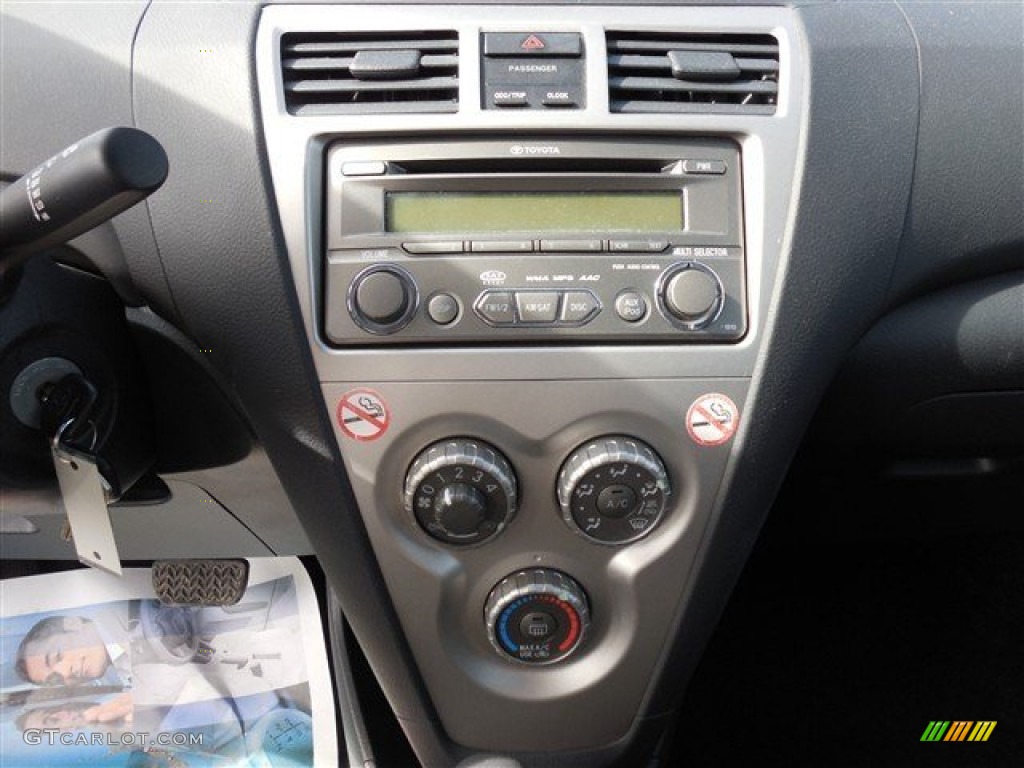 2012 Yaris Sedan - Pacific Blue Metallic / Dark Gray photo #19
