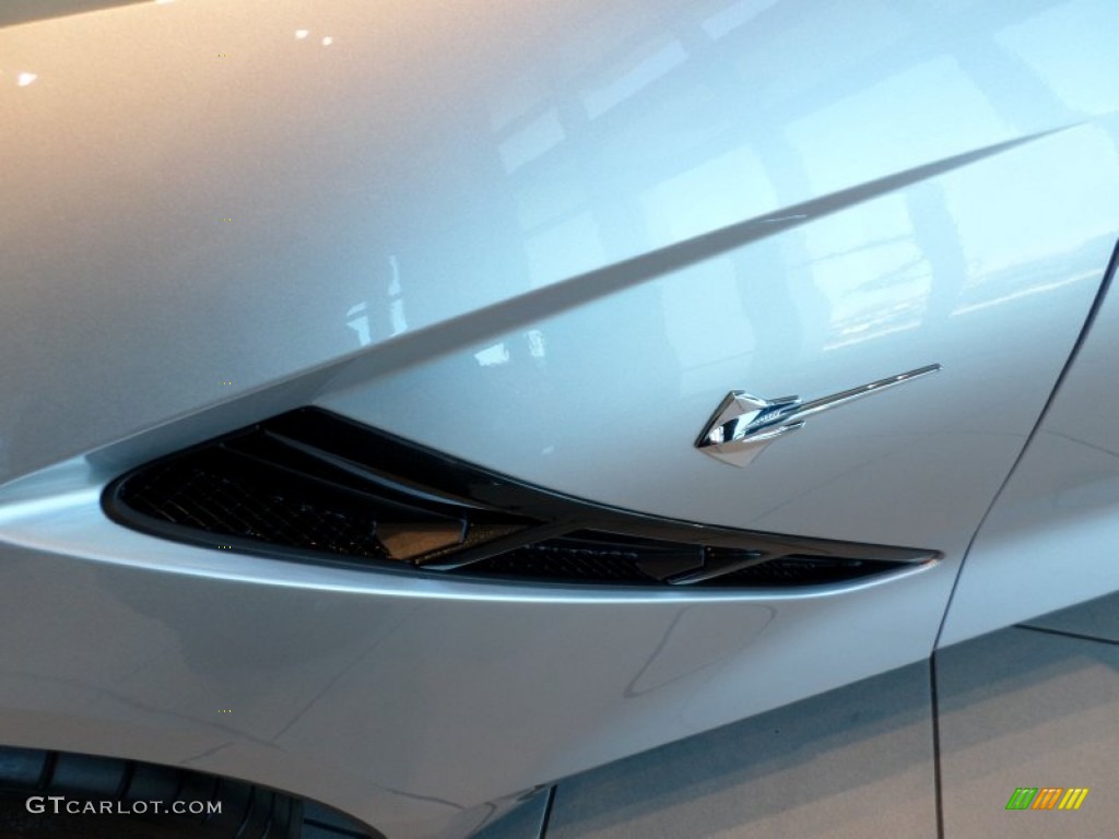 2014 Chevrolet Corvette Stingray Coupe Marks and Logos Photo #88786415