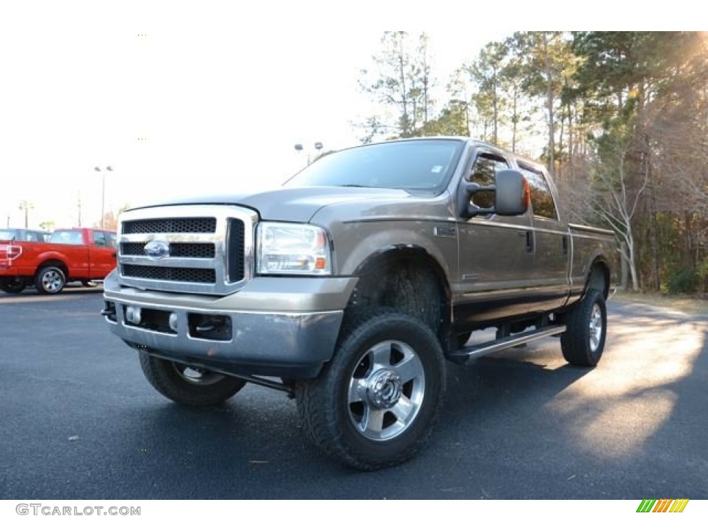 2006 F250 Super Duty Lariat Crew Cab 4x4 - Arizona Beige Metallic / Tan photo #1