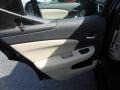 Black Clear Coat - Avenger SE Photo No. 15