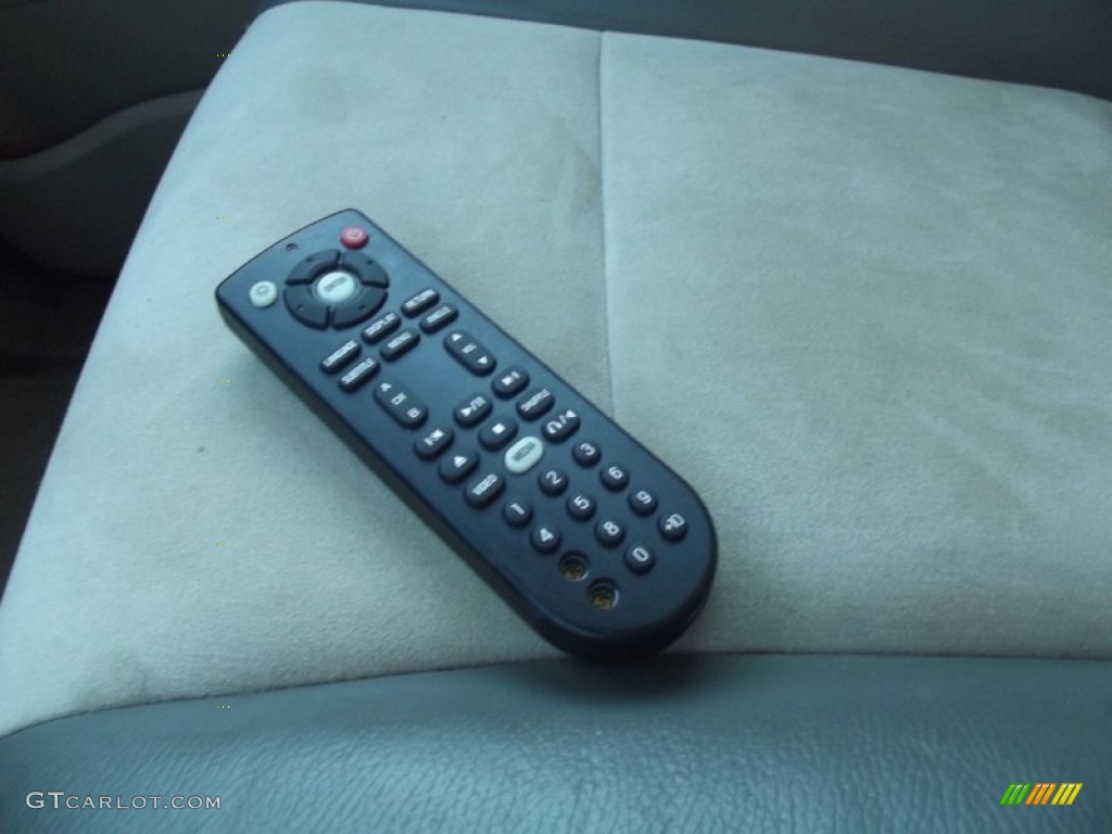 2007 Explorer Eddie Bauer 4x4 - Dark Cherry Metallic / Stone photo #38