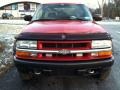 Victory Red - S10 LS Extended Cab 4x4 Photo No. 4