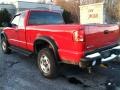Victory Red - S10 LS Extended Cab 4x4 Photo No. 9