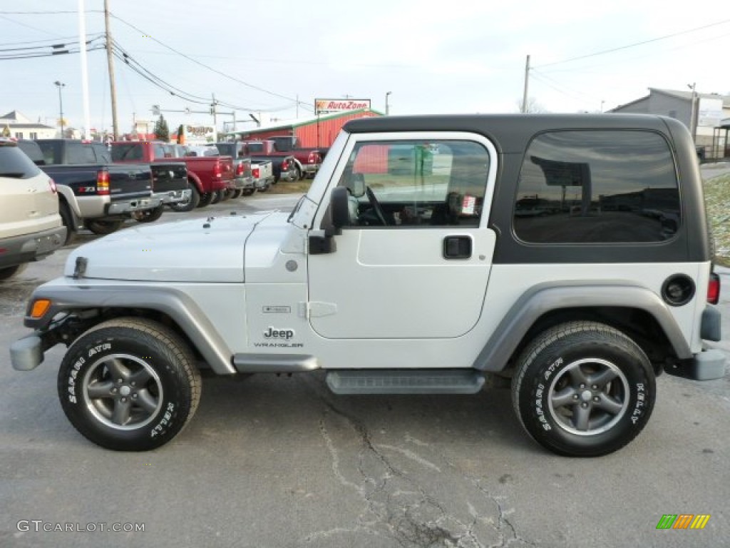 2004 Wrangler X 4x4 - Bright Silver Metallic / Dark Slate Gray photo #2
