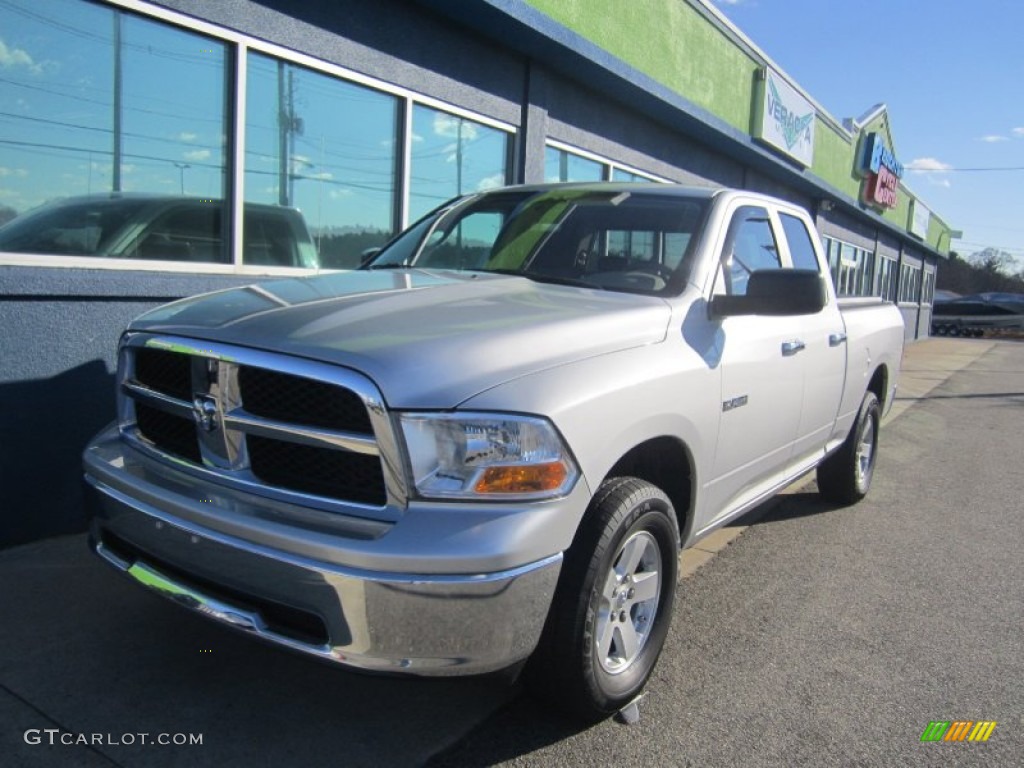 2009 Ram 1500 ST Quad Cab 4x4 - Bright Silver Metallic / Dark Slate/Medium Graystone photo #1