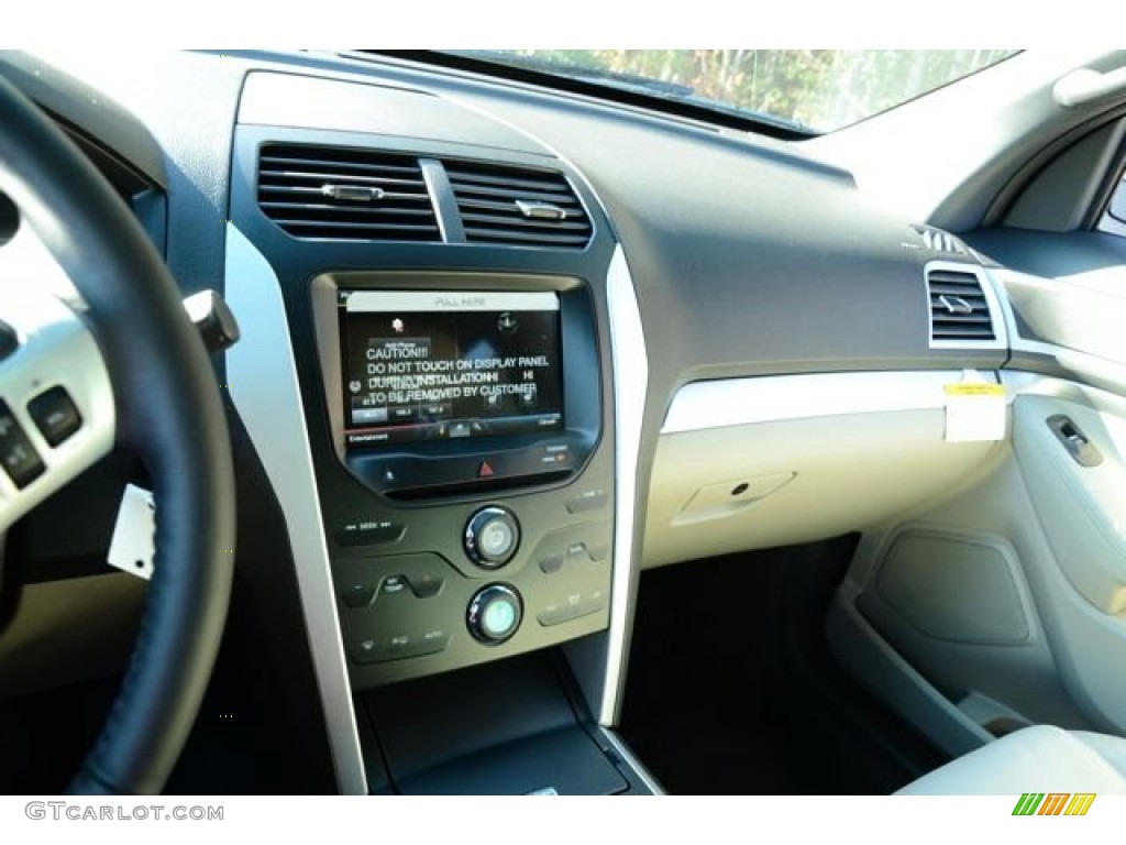 2014 Explorer XLT - Dark Side / Medium Light Stone photo #29