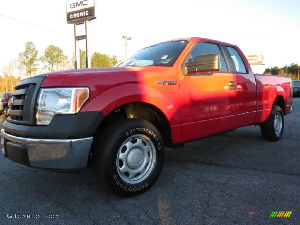 2010 F150 XL SuperCab - Vermillion Red / Medium Stone photo #3