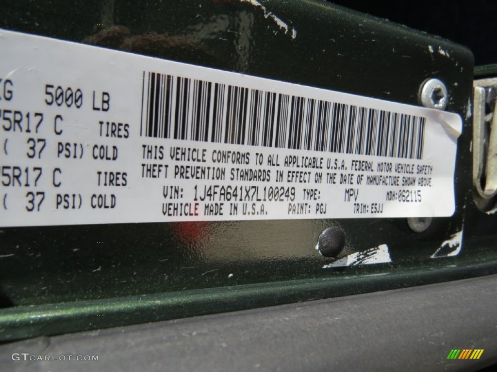 2007 Wrangler Color Code PGJ for Jeep Green Metallic Photo #88801027
