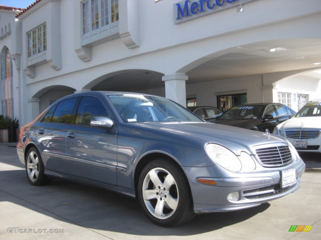 Platinum Blue Metallic Mercedes-Benz E