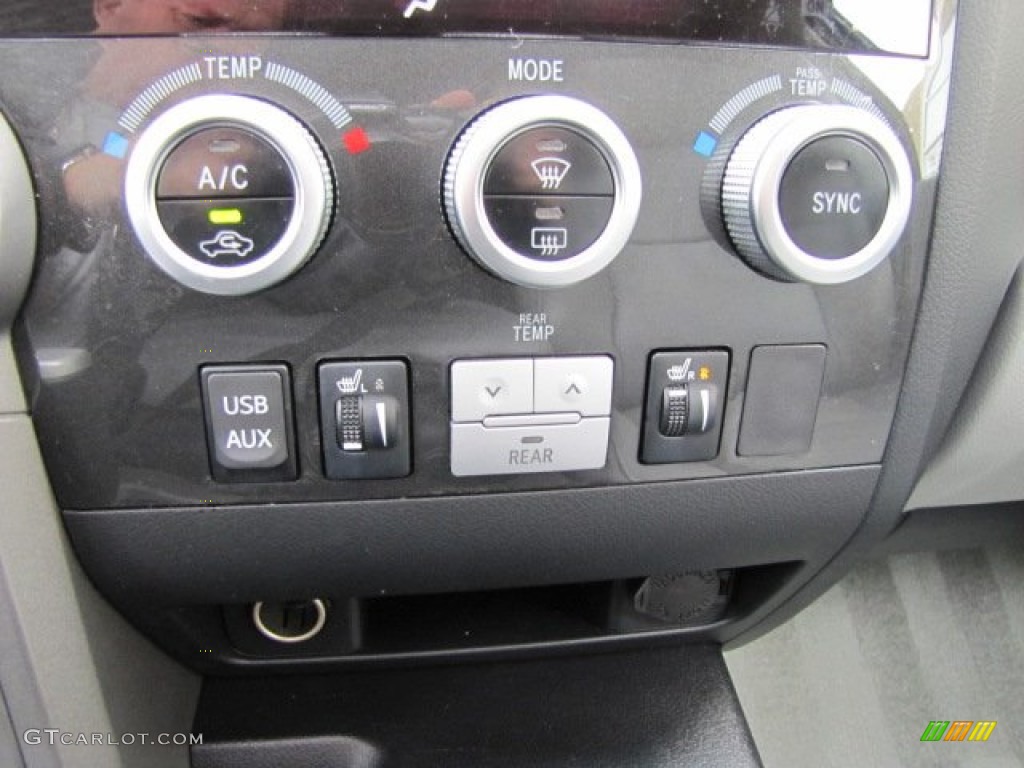 2011 Toyota Sequoia Limited Controls Photo #88808708