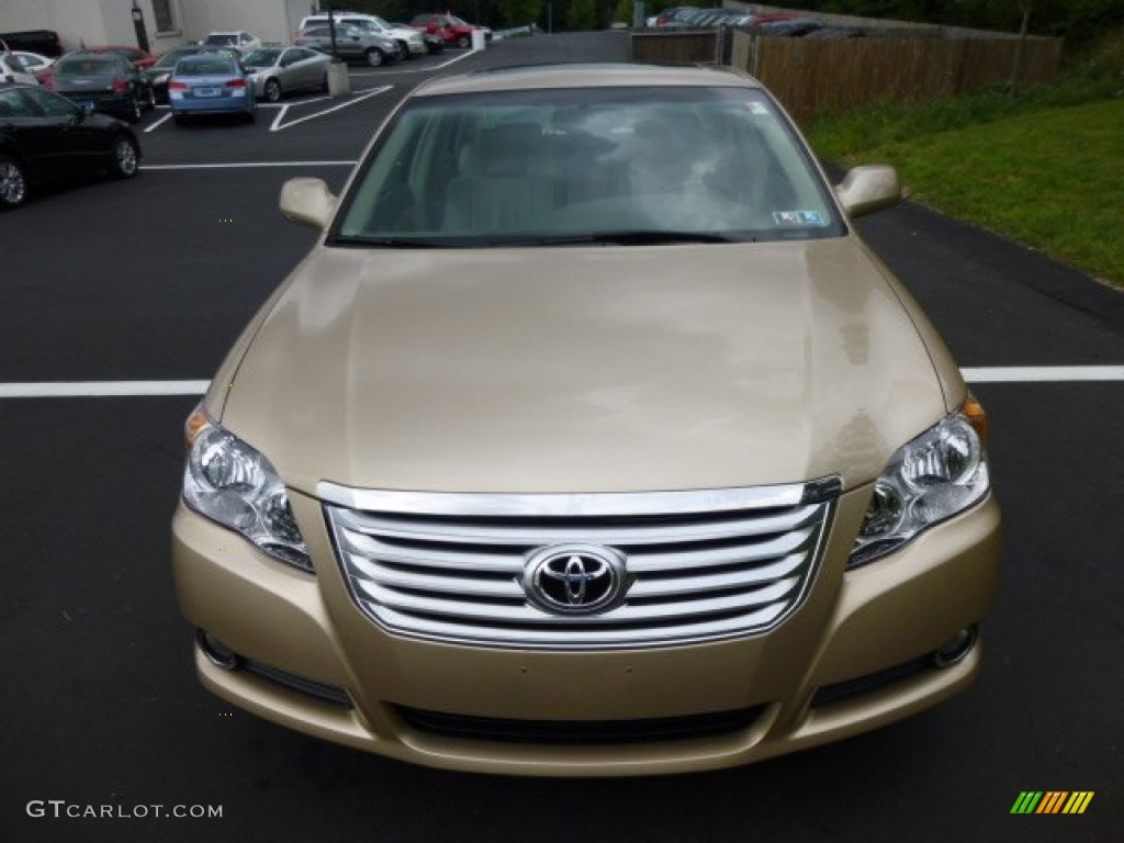 2010 Avalon Limited - Sandy Beach Metallic / Ivory photo #2