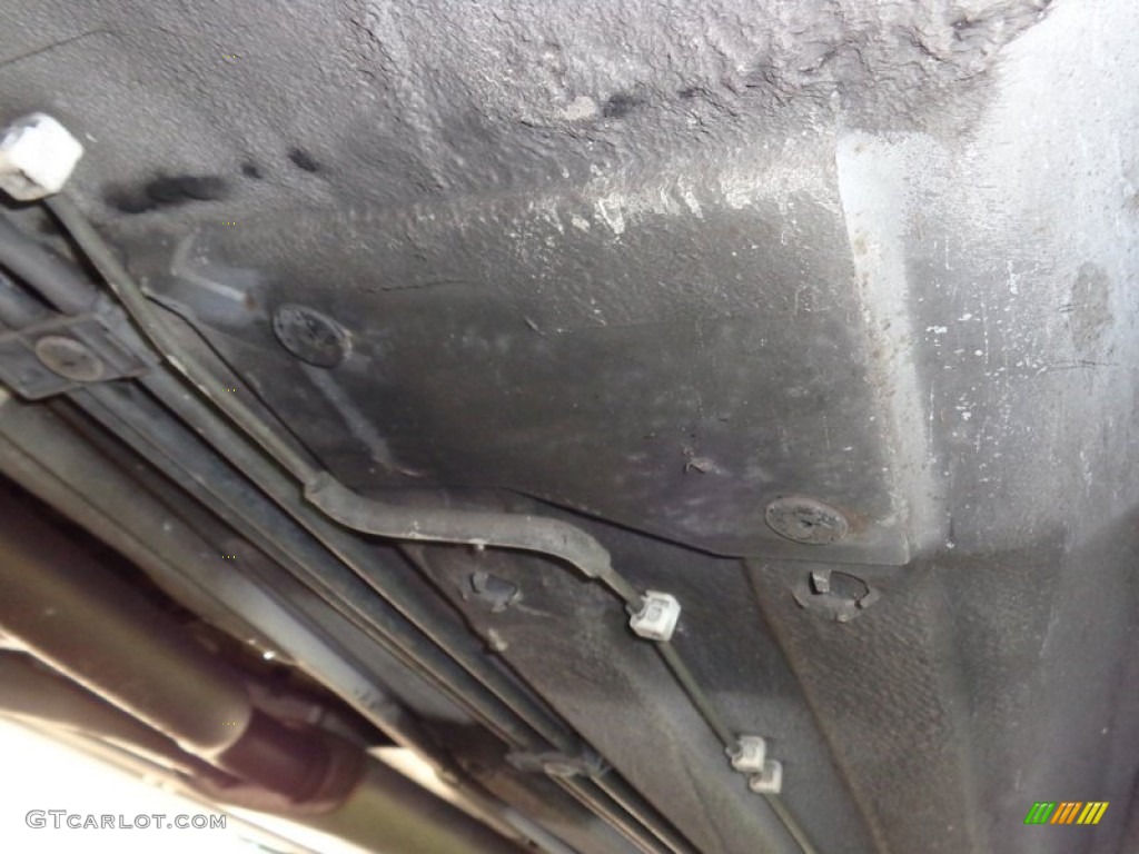 2000 Jaguar XK XKR Convertible Undercarriage Photo #88811945