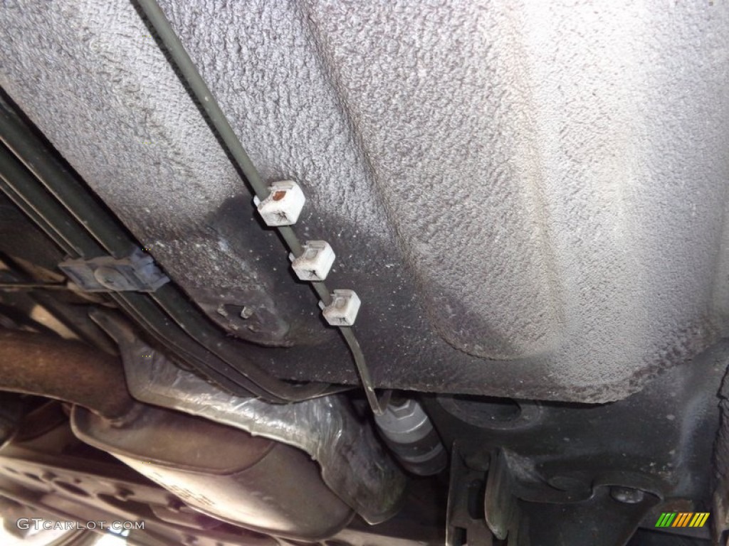 2000 Jaguar XK XKR Convertible Undercarriage Photo #88811957
