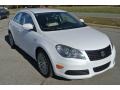 2012 White Water Pearl Suzuki Kizashi SE  photo #2