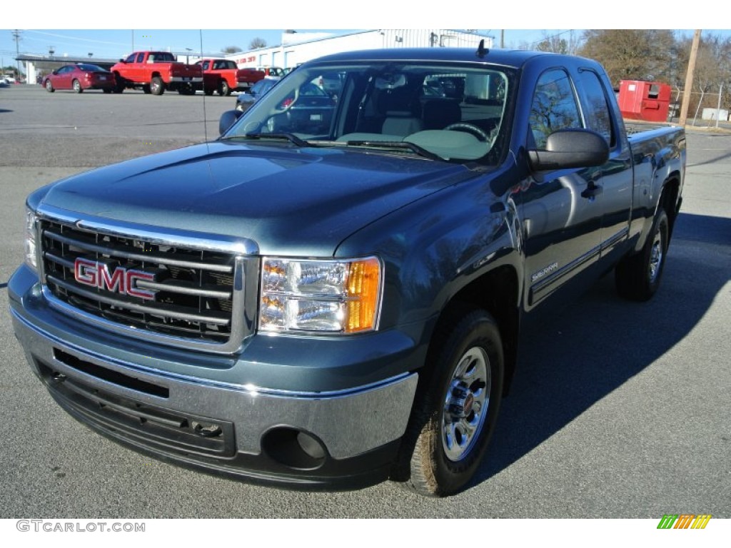 Storm Gray Metallic GMC Sierra 1500