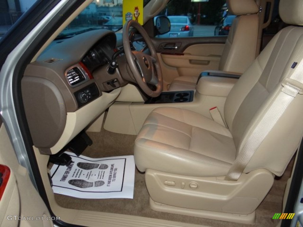 2013 Suburban LT - Silver Ice Metallic / Light Cashmere/Dark Cashmere photo #50
