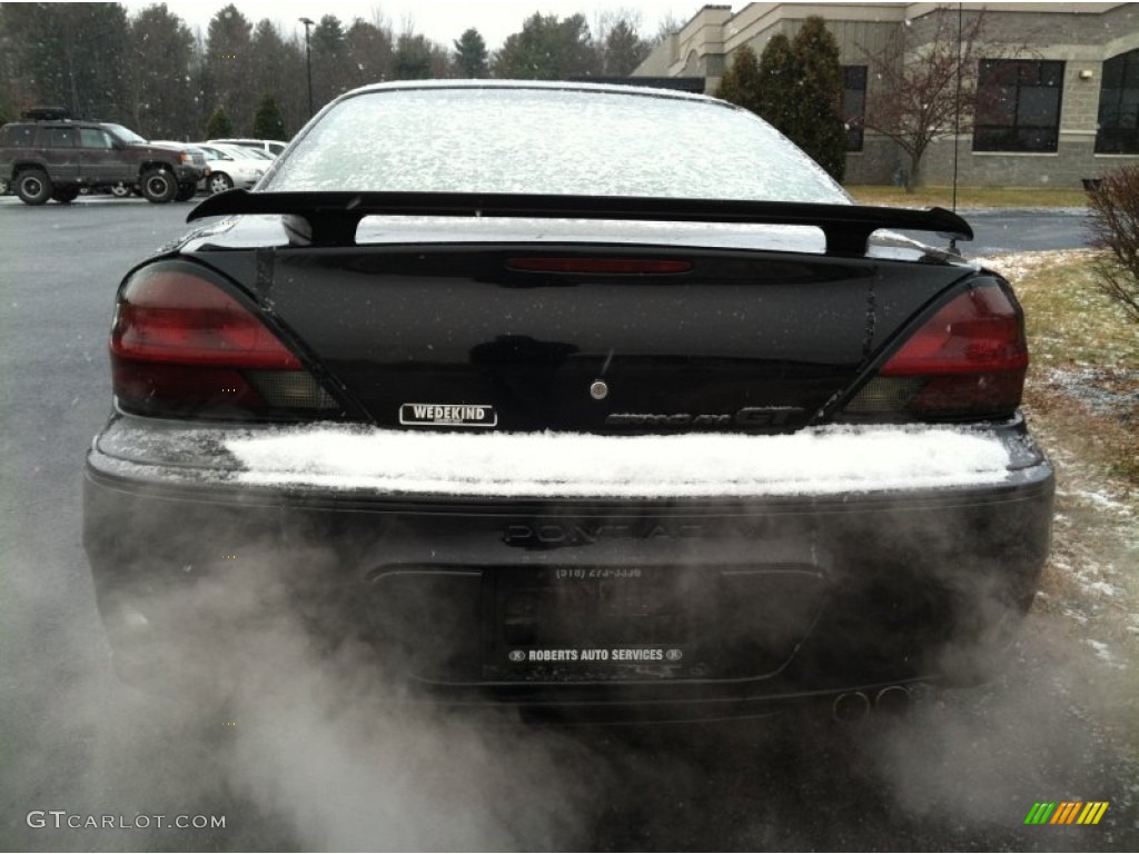 2005 Grand Am GT Coupe - Black / Dark Pewter photo #8