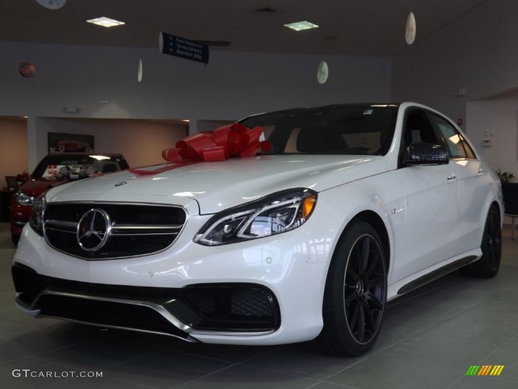 2014 E 63 AMG S-Model - Diamond White Metallic / Black photo #1