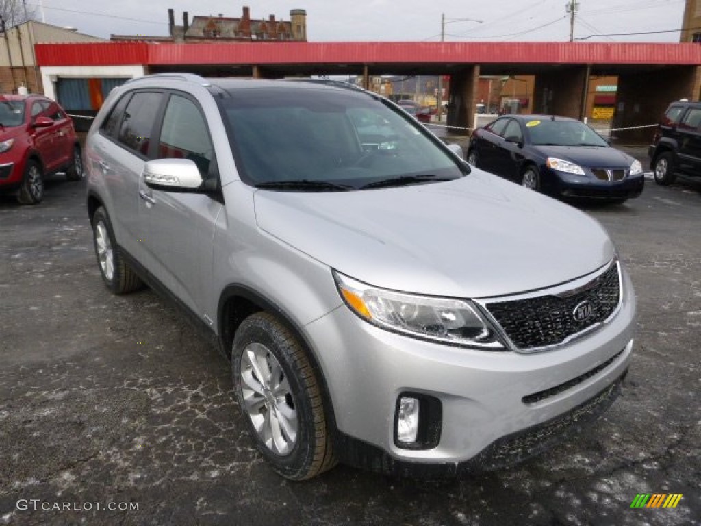 2014 Sorento EX V6 AWD - Bright Silver / Black photo #2