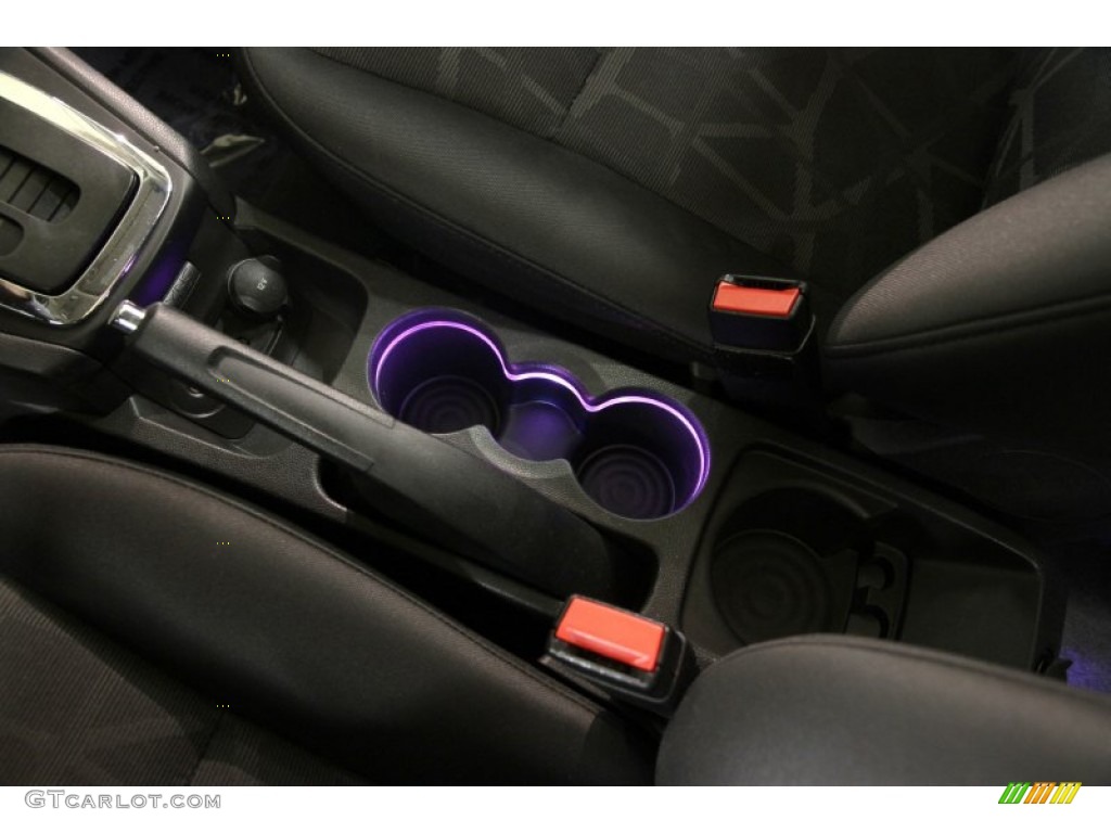 2011 Fiesta SES Hatchback - Yellow Blaze Metallic Tri-Coat / Charcoal Black/Blue Cloth photo #13