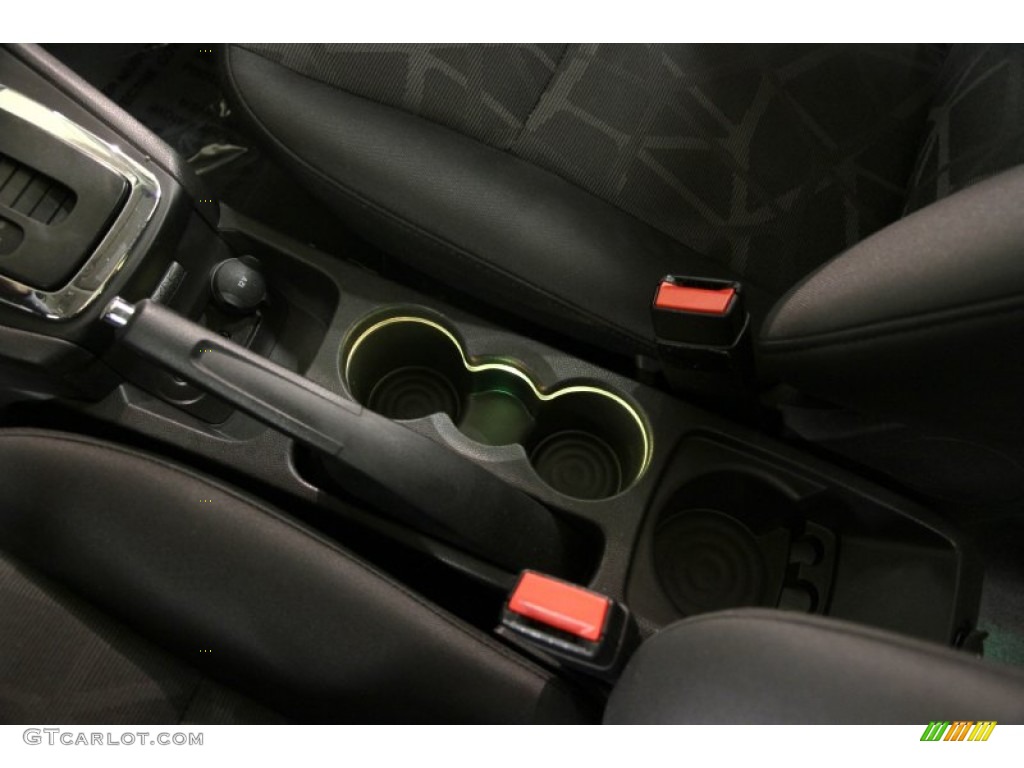 2011 Fiesta SES Hatchback - Yellow Blaze Metallic Tri-Coat / Charcoal Black/Blue Cloth photo #17