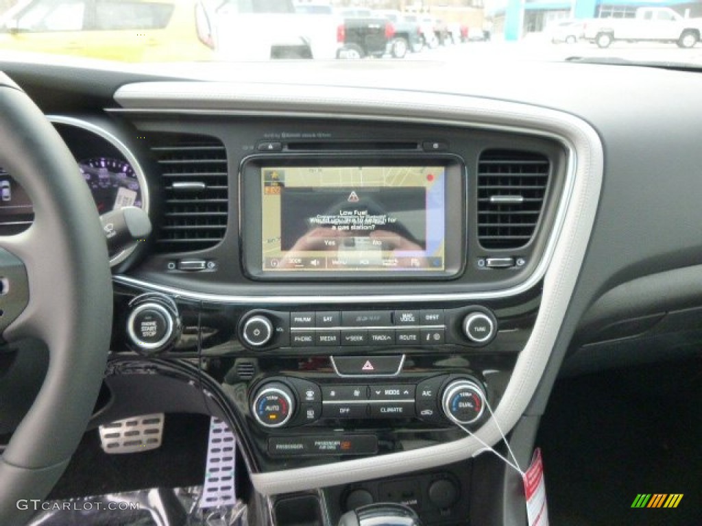 2014 Kia Optima SXL Turbo Controls Photo #88822018