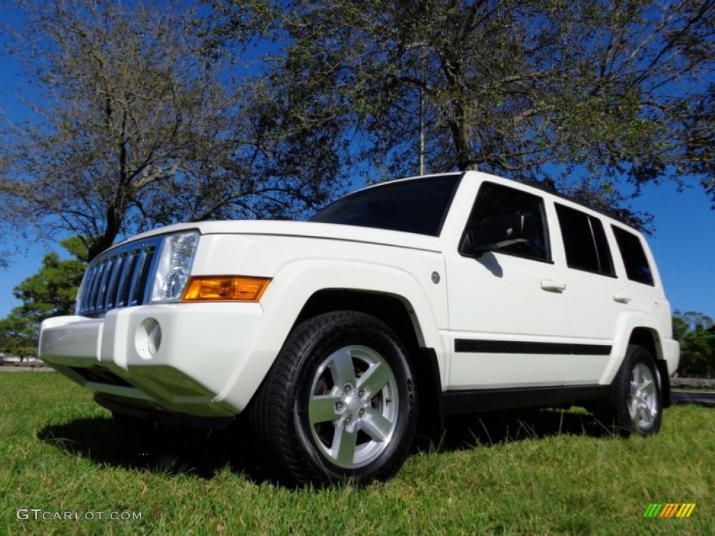 Stone White 2007 Jeep Commander Sport 4x4 Exterior Photo #88824700
